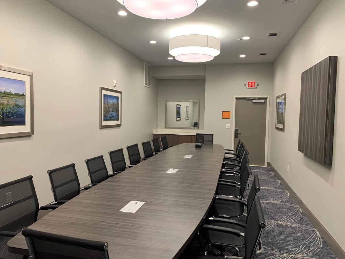 La Quinta Inn & Suites By Wyndham Tifton Ngoại thất bức ảnh