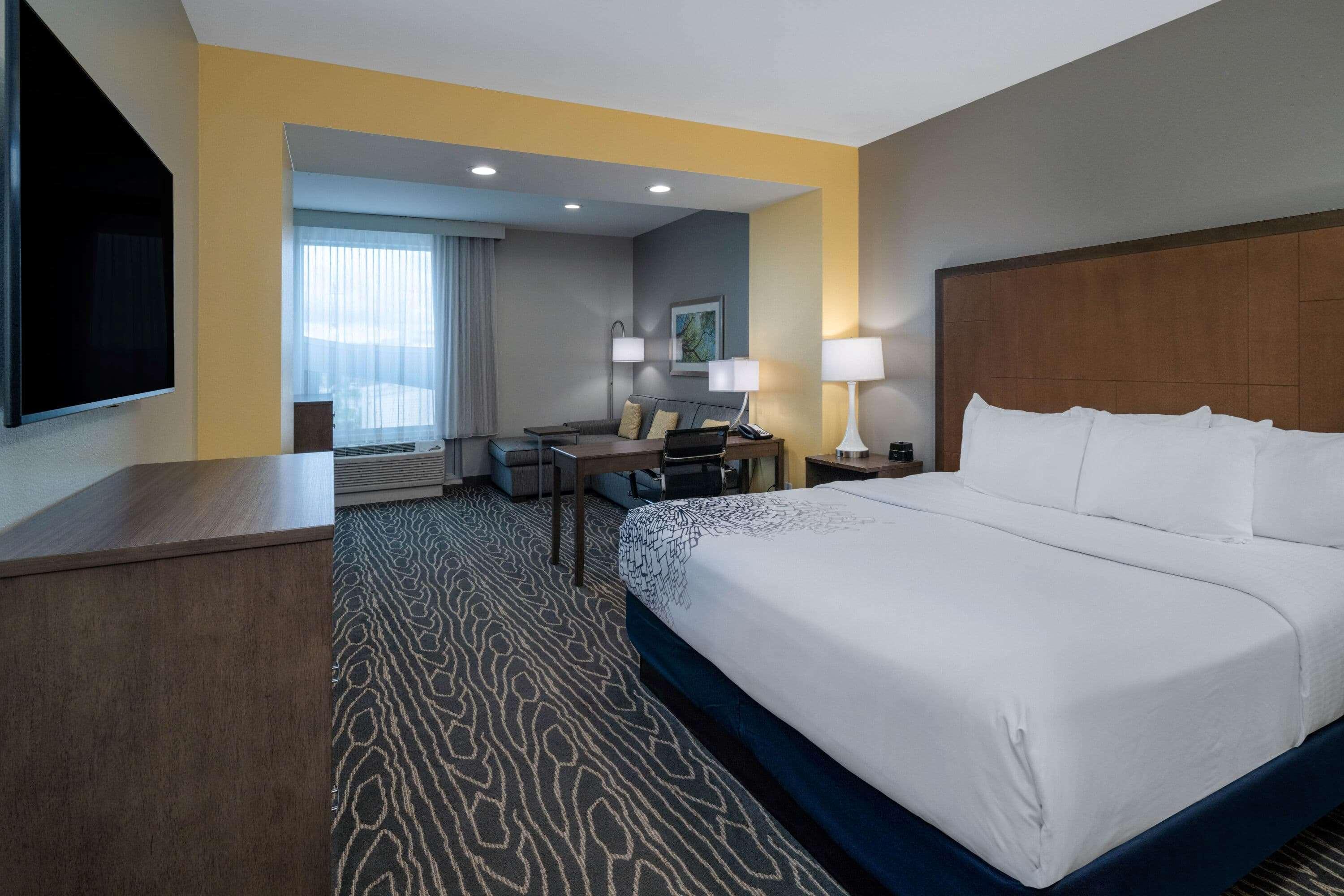 La Quinta Inn & Suites By Wyndham Tifton Ngoại thất bức ảnh